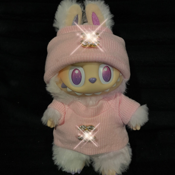 Luxury Labubu Outfit - Picture 1 of 4